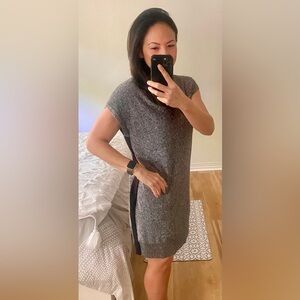 Athleta women’s black and white sweater dress sz M.